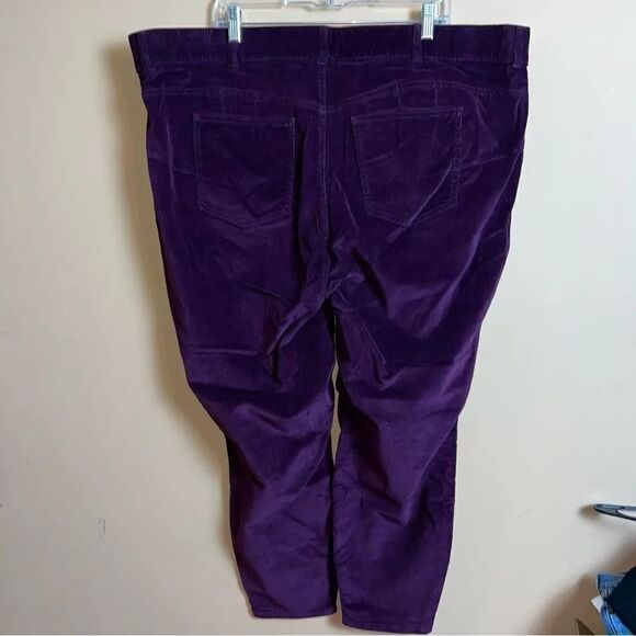 Torrid Windsor Wine Bombshell Skinny Corduroy High-Rise Jean Size 28 NWOT - Picture 4 of 12